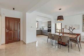 Aphrodite Hills Junior Elite Uj01