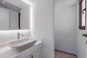 Aphrodite Hills Junior Elite Uj01