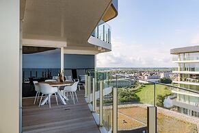 Spacious Apartment With Huge Terrace With sea View