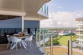 Spacious Apartment With Huge Terrace With sea View