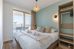 Spacious Apartment With Huge Terrace With sea View