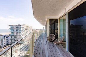 Spacious Apartment With Huge Terrace With sea View