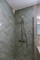 Spacious Apartment With Huge Terrace With sea View