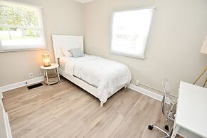 5 min Walk to Notre Dame Modern Home 517