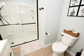 5 min Walk to Notre Dame Modern Home 517