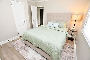 5 min Walk to Notre Dame Modern Home 517