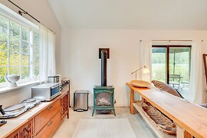 Highland 1850s Studio Barn on Sprawling 4.5 Acres!