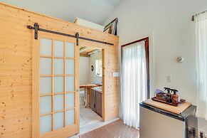 Highland 1850s Studio Barn on Sprawling 4.5 Acres!