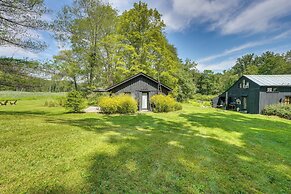 Highland 1850s Studio Barn on Sprawling 4.5 Acres!