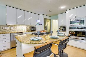 Exquisite Canal-front Home: Access to Lake Conroe!