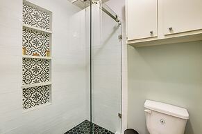 Exquisite Canal-front Home: Access to Lake Conroe!