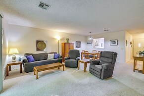 Bella Vista Townhome w/ Deck Near Back 40 Trail!