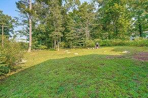 2 Mi to Dtwn: 2-acre Retreat w/ Large Yard!