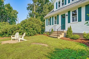 2 Mi to Dtwn: 2-acre Retreat w/ Large Yard!