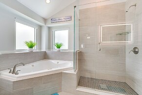 5 Mi to Disney World: Spacious Kissimmee Home!