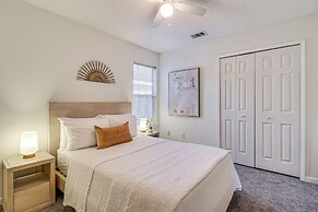 Pet-friendly Savannah Home w/ Cozy Fireplace!