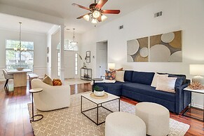 Pet-friendly Savannah Home w/ Cozy Fireplace!