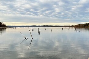 Scenic Condo Near Lake & Branson Entertainment!