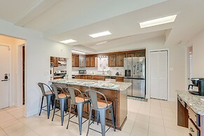 Walk to Ocean: Home in Panama City Beach!