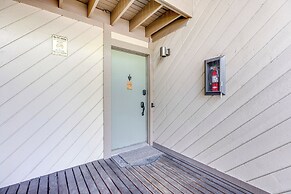 Scenic Mammoth Lakes Condo: Near Skiing & Hiking!