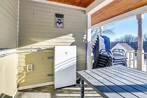 Family-friendly Retreat in Barre: 2 Spacious Decks