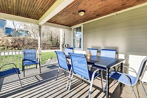 Family-friendly Retreat in Barre: 2 Spacious Decks