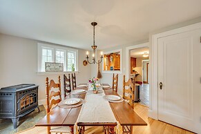 Family-friendly Retreat in Barre: 2 Spacious Decks