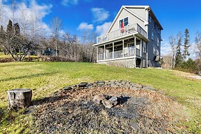 Family-friendly Retreat in Barre: 2 Spacious Decks