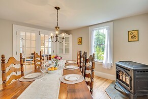 Family-friendly Retreat in Barre: 2 Spacious Decks