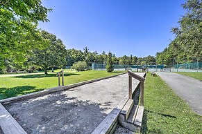 6 Mi to Grandfather Mtn: Peaceful Getaway w/ Grill