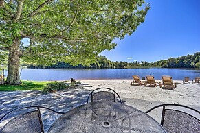 6 Mi to Grandfather Mtn: Peaceful Getaway w/ Grill