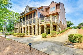 Spacious Lake Keowee Home: Boat Slip & Pool Access