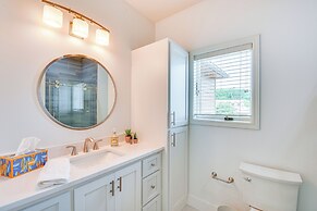 Spacious Lake Keowee Home: Boat Slip & Pool Access