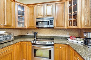 Spacious Lake Keowee Home: Boat Slip & Pool Access