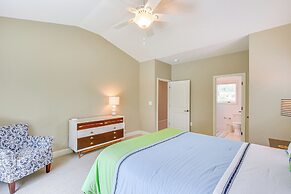 Spacious Lake Keowee Home: Boat Slip & Pool Access