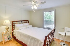 Crescent City Home w/ Charcoal Grill: Near 3 Lakes