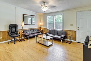 Crescent City Home w/ Charcoal Grill: Near 3 Lakes