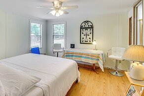 Crescent City Home w/ Charcoal Grill: Near 3 Lakes