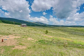 Pet-friendly Fairplay Cabin: Panoramic Mtn Views!