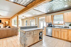 Sweetwater Lake House w/ Covered Patio!