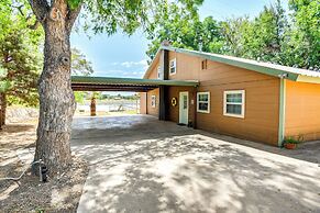 Sweetwater Lake House w/ Covered Patio!