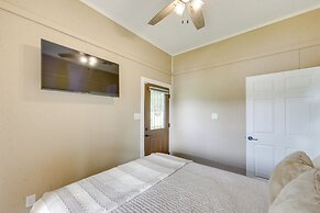 Quiet Lake Gladewater Getaway w/ Dock & Kayaks!