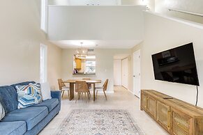 Fort Pierce Condo: Walk to Beach & State Park!