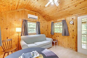 Serene Clarkson Cabin ~ 4 Mi to Nolin Lake Access!