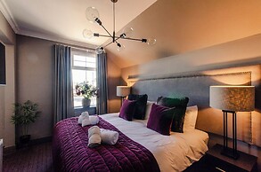 Sweeney Aviemore Two