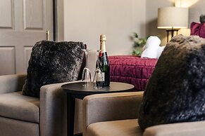 Sweeney Aviemore Two