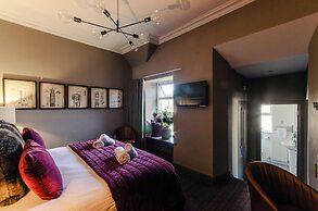 Sweeney Aviemore Two