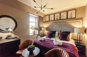 Sweeney Aviemore Two