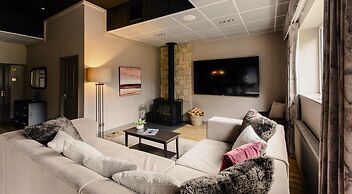 Sweeney Aviemore Two