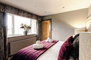 Sweeney Aviemore Two